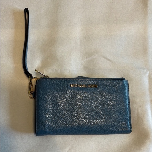 Michael Kors Wristlet Jet Set Travel Pebble Leather Continental Dark Chambray OS - Picture 4 of 16